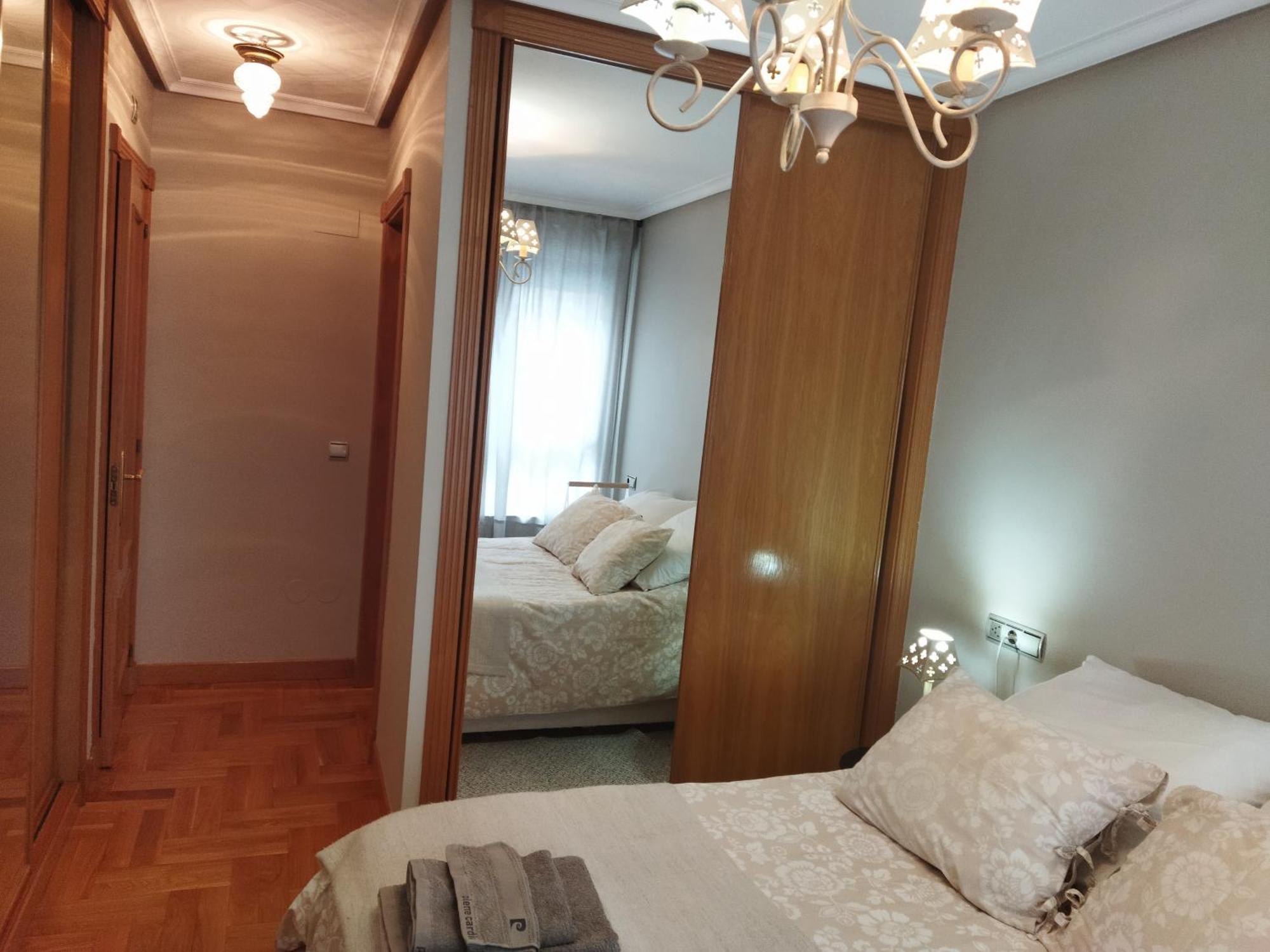 Centrico Apartamento Oviedo Parking Y Wifi Gratuitos Admite Mascotas Экстерьер фото